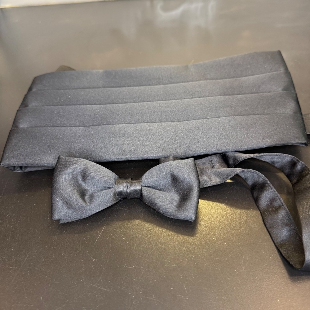 Bill Blass Cummerbund Bow Tie Set Mens One Size Black Satin Formal Tuxedo 003
